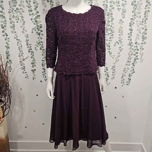 NWOT Alex Evenings Tea-Length Dress with Sequin Lace Bodice & Chiffon Skirt Sz 1 - Picture 3 of 11